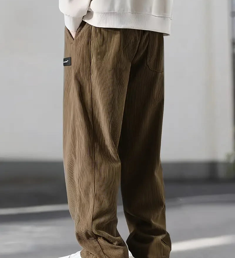 Moške hlače iz kordove tkanine – udoben kroj z elastičnim pasom