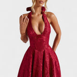 Julieta – Midi obleka s halter izrezom" could be rewritten as "Julieta – Midi obleka s halter vratnim izrezom.